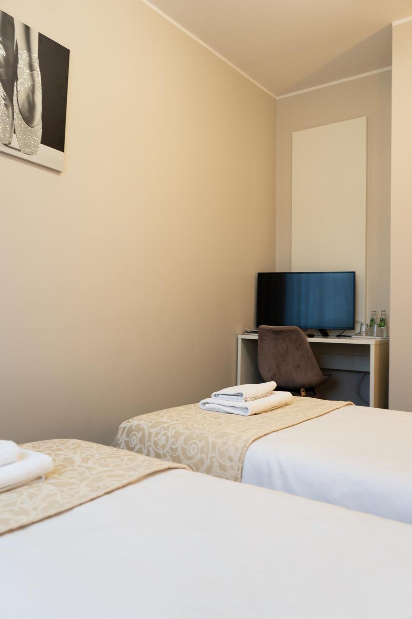 Hotel Court Wellness&Spa Kędzierzyn-Koźle Exterior foto